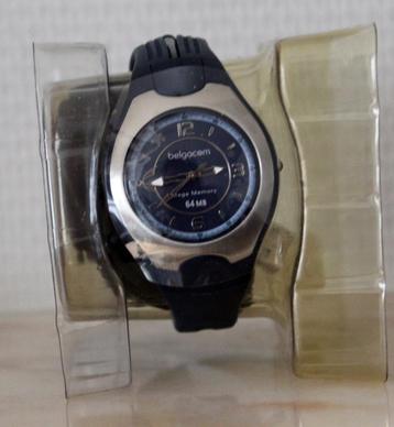 Mega memory watch 64 MB  beschikbaar voor biedingen