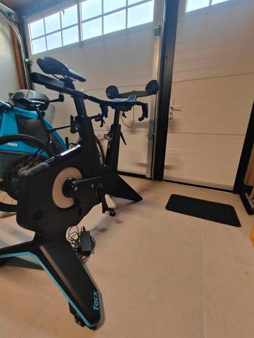Tacx neo smart bike  beschikbaar voor biedingen