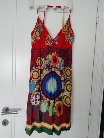 Desigual zomerkleed xl beschikbaar voor biedingen