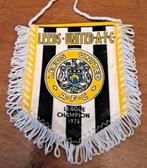 Leeds United football club 1974 vintage vaandel voetbal, Ophalen of Verzenden, Zo goed als nieuw, Vaantje of Sjaal