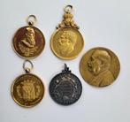 Lot de 5 médailles dont devreese 60 mm, Timbres & Monnaies, Pièces & Médailles, Enlèvement ou Envoi