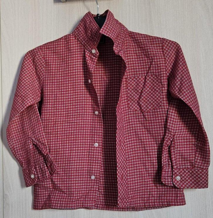 chemisier enfant rouge à petits carreaux taille 104, Kinderen en Baby's, Kinderkleding | Maat 98, Gebruikt, Jongen of Meisje, Overhemd of Blouse