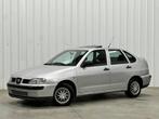 Seat cordoba, Auto's, Seat, Voorwielaandrijving, Leder en Stof, Overige kleuren, Particulier