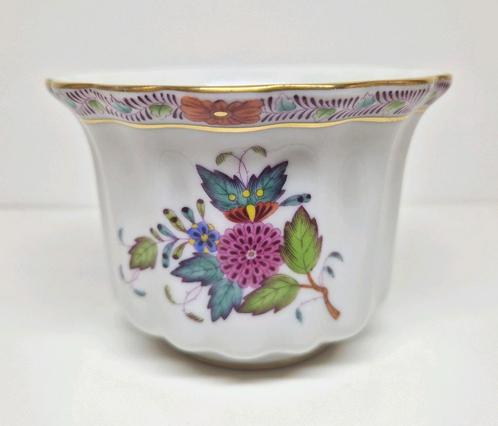 Herend cachepot Apponyi multicolor decor, Hongarije 20e eeuw, Antiek en Kunst, Antiek | Porselein, Ophalen of Verzenden