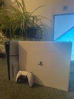 1 MAAND OUD️ PS5 Slim Disc + controller + doos, Games en Spelcomputers, Spelcomputers | Sony PlayStation 5, Ophalen, Zo goed als nieuw
