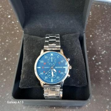 Nieuw vintage horloge beschikbaar voor biedingen