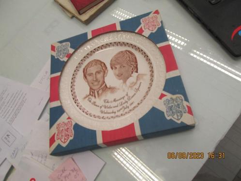 Charles & Diana zeldzaam bord porselein, Collections, Maisons royales & Noblesse, Neuf, Enlèvement ou Envoi