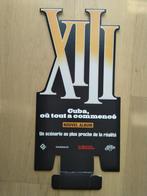 BD XIII Treize PLV 53,5 cm sur 25,5 cm, Verzamelen, Stripfiguren, Ophalen of Verzenden, Overige figuren, Gebruikt, Plaatje, Poster of Sticker