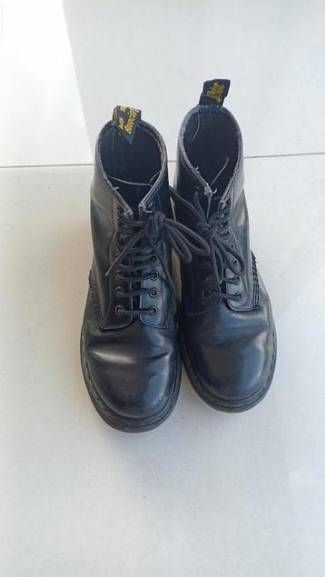 Dr. Martens maat 39  beschikbaar voor biedingen
