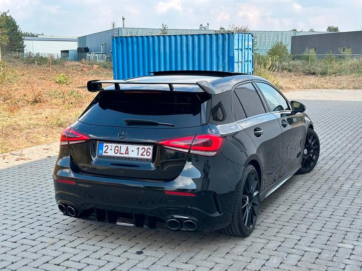Mercedes-AMG A35 – 75.000 km – Pano - A45S look, Auto's, Mercedes-Benz, Particulier, A-Klasse, Apple Carplay, Benzine, Automaat