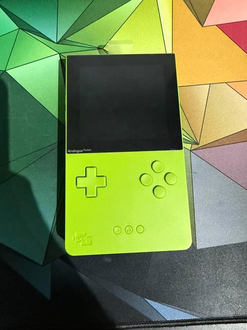 Analogue Pocket limited edition Kiwi, Games en Spelcomputers, Spelcomputers | Nintendo Game Boy, Zo goed als nieuw, Overige modellen