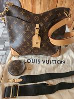 Sac Louis Vuitton plus bandoulière noir plus porte monnaie, Bijoux, Sacs & Beauté, Sacs | Sacs Femme, Comme neuf, Enlèvement ou Envoi