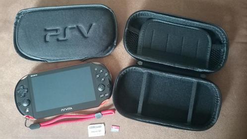 PS Vita slim, Games en Spelcomputers, Spelcomputers | Sony PlayStation Vita, Zo goed als nieuw, Overige kleuren, Met games, Met camera