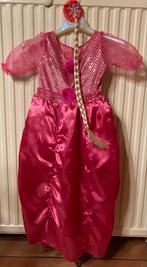 Belle robe de princesse avec longue tresse / broche 116, Enfants & Bébés, Costumes de carnaval & Déguisements, Fille, Utilisé