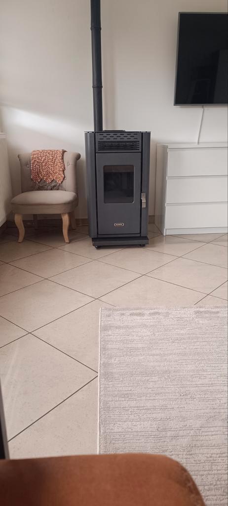 Runax, Huis en Inrichting, Kachels, Gebruikt, Pelletkachel, Ophalen