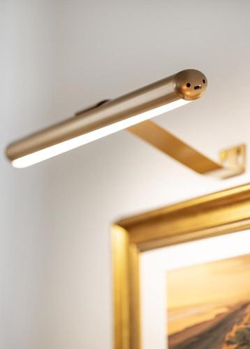 Draadloze wandlamp beschikbaar voor biedingen