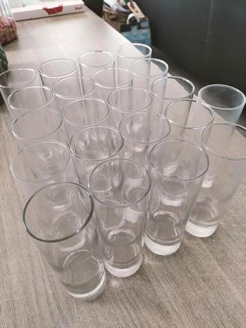 21 longdrinkglazen beschikbaar voor biedingen