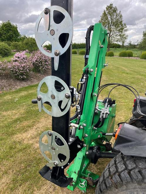Armklepelmaaier Frontoni Butterfly 350 met haagschaar, Zakelijke goederen, Landbouw | Tractoren, Ophalen