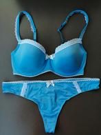 Ensemble de lingerie bleu de Hunkemöller aussi, Hunkemöller, Bleu, Ensemble, Envoi