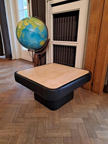 De Sede tafel leder en travertin  beschikbaar voor biedingen