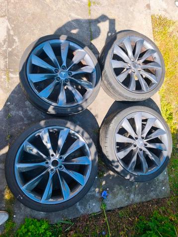 Tesla Model S 21inch Turbine breedset:  265/35/21- 245/35/21 beschikbaar voor biedingen