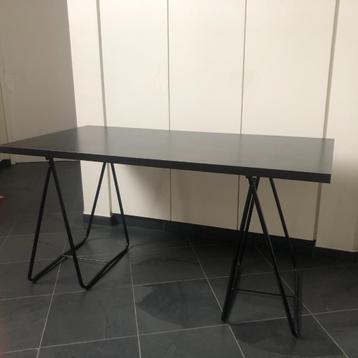 Tafel - bureau – bijzettafel  beschikbaar voor biedingen
