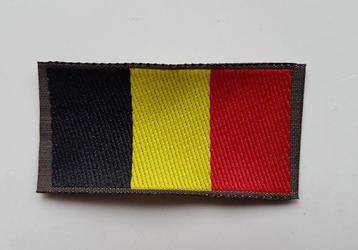 Drapeau belge écusson 5,5 cm x 3 cm - Neuf, Enlèvement ou Envoi, Armée de terre, Emblème ou Badge