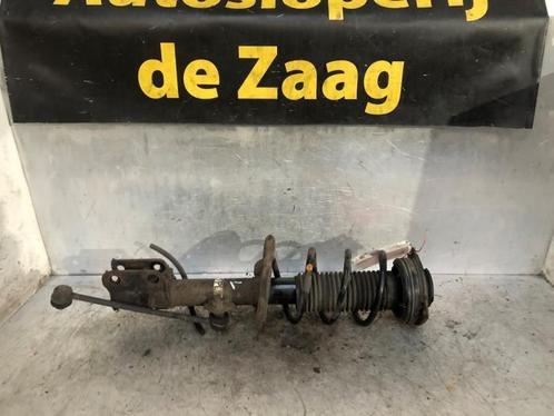 Schokdemperpoot links-voor van een Nissan Juke, Auto-onderdelen, Ophanging en Onderstel, Nissan, Gebruikt, 3 maanden garantie