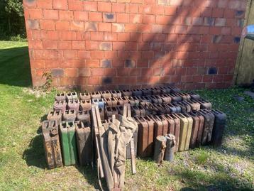 Lot de jerrycans, Enlèvement, Armée de terre