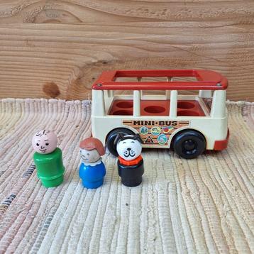 Vintage Fisher price bus beschikbaar voor biedingen