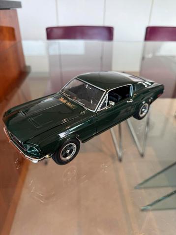 FORD MUSTANG GT FASTBACK BULLIT 1968 DONKERGROEN 1:18 ERTL beschikbaar voor biedingen