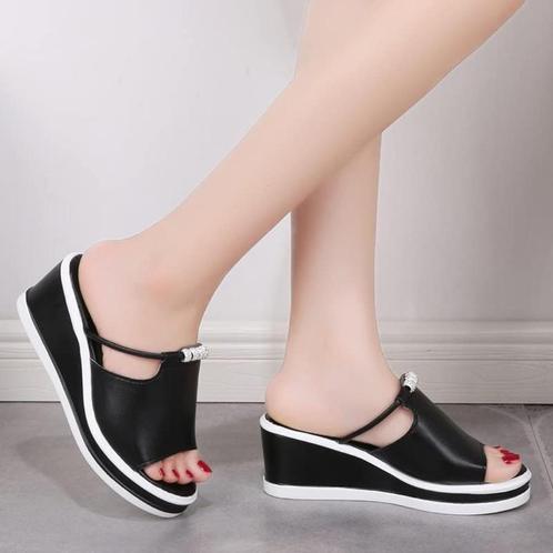 Mules compensées noir & blanc, Kleding | Dames, Schoenen, Nieuw, Sandalen of Muiltjes, Zwart, Verzenden