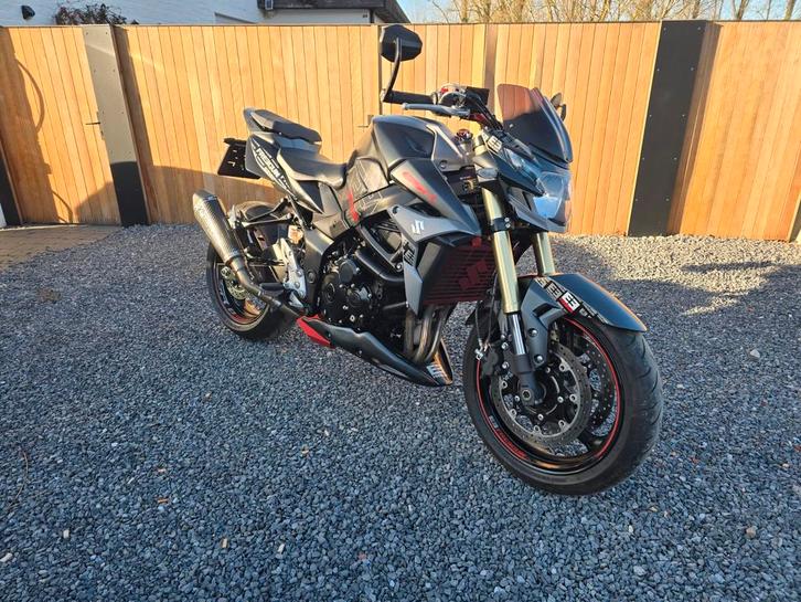 Suzuki Gsr fre3gun editie 750cc, Motoren, Motoren | Suzuki, Bedrijf, Naked bike, meer dan 35 kW, Motorrijbewijs A, ABS, Sportuitlaat