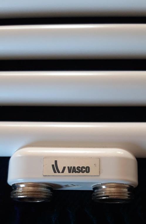 Titel: Handdoekradiator Vasco (4 maanden gebruikt), Bricolage & Construction, Chauffage & Radiateurs, Comme neuf, Radiateur, 30 à 80 cm
