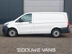 Mercedes-Benz Vito 114 L2 Automaat Trekhaak Automaat Navigat, Auto's, Bestelwagens en Lichte vracht, Gebruikt, 4 cilinders, 136 pk