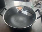 wokpan 36 cm, Huis en Inrichting, Keuken | Potten en Pannen, Ophalen, Gebruikt, Gietijzer, Keramische plaat