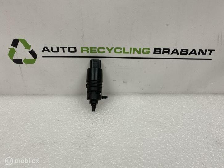 Ruitensproeierpomp BMW 3 Serie Touring F31 ORIG 67127302589, Auto-onderdelen, Ruiten en Toebehoren, BMW, Gebruikt, Ophalen of Verzenden