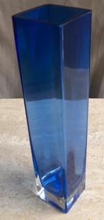 VASE SOLIFLORE "IKEA" BLEU - HAUTEUR 25 CM, Gebruikt, Blauw, Ophalen of Verzenden, Glas