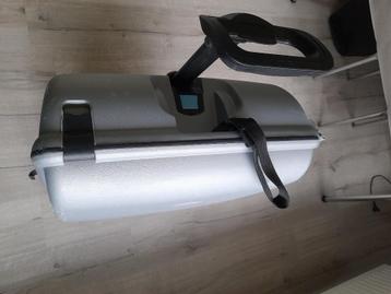 Reiskoffer Carlton, Handtassen en Accessoires, Koffers, Ophalen, Gebruikt, Hard kunststof, 70 cm of meer