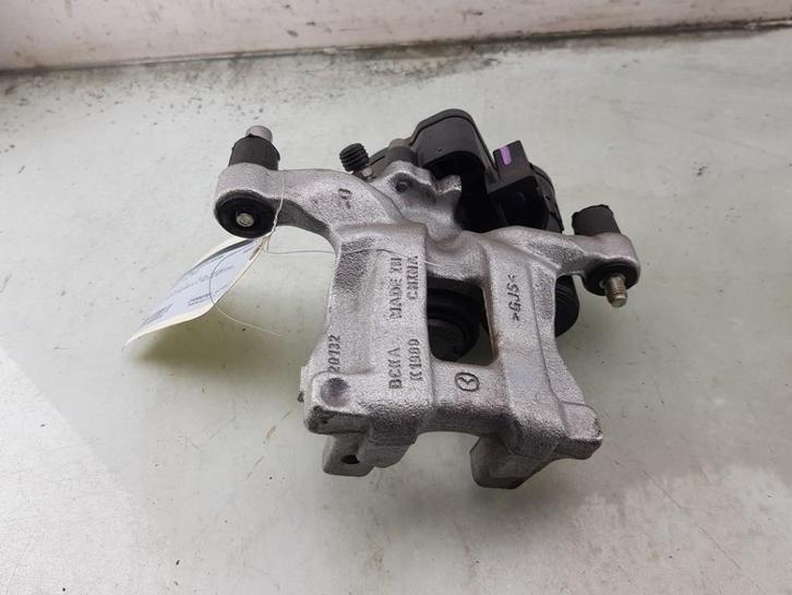 REMKLAUW RECHTS ACHTER ABS Mazda 3 Sport (BP) (01-2018/-), Auto-onderdelen, Remmen en Aandrijving, Mazda, Gebruikt