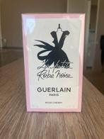 Guerlain La Petite Robe Noire Rose Cherry 50ml, Handtassen en Accessoires, Uiterlijk | Parfum, Nieuw