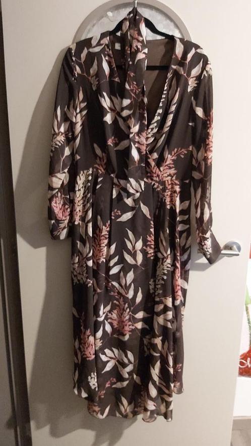 Gerry Weber, robe en voile, taille 42, Vêtements | Femmes, Robes, Comme neuf, Taille 42/44 (L), Brun, Sous le genou, Enlèvement ou Envoi