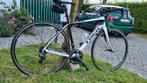 Trek domane 5.9 comme neuf! Vitesses électriques, Vélos & Vélomoteurs, Enlèvement ou Envoi, Comme neuf