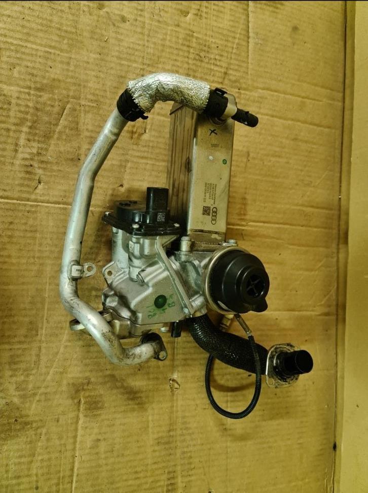 059131511cs/059131511bm/059131511bp vanne egr+ refroidisseur, Autos : Pièces & Accessoires, Moteurs & Accessoires, Audi, Volkswagen