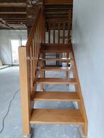 Escalier en chêne massif, Bricolage & Construction, Comme neuf, Enlèvement ou Envoi, Escalier, 2 à 4 mètres