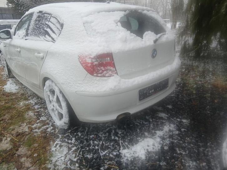 Bmw série 118d e87 lci de 2011 pièces détachées uniquement, Autos : Pièces & Accessoires, Autres pièces automobiles, BMW