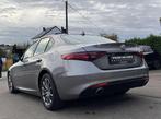 Alfa Romeo Giulia 2.0 T Lusso AUTO / CAMERA / BI-XENON /, Cruise Control, Argent ou Gris, Achat, Entreprise