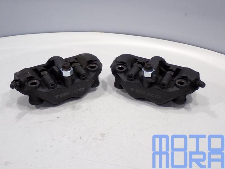 Voor remklauwen voor de Honda CBR 1000 RR 2004 - 2007 SC57 f, Motoren, Onderdelen | Honda, Ophalen of Verzenden