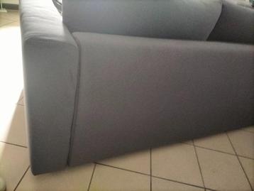 Canapé  beschikbaar voor biedingen