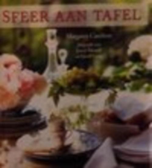 Sfeer aan tafel margaret caselton 142 blz, Boeken, Kookboeken, Zo goed als nieuw, Ophalen of Verzenden